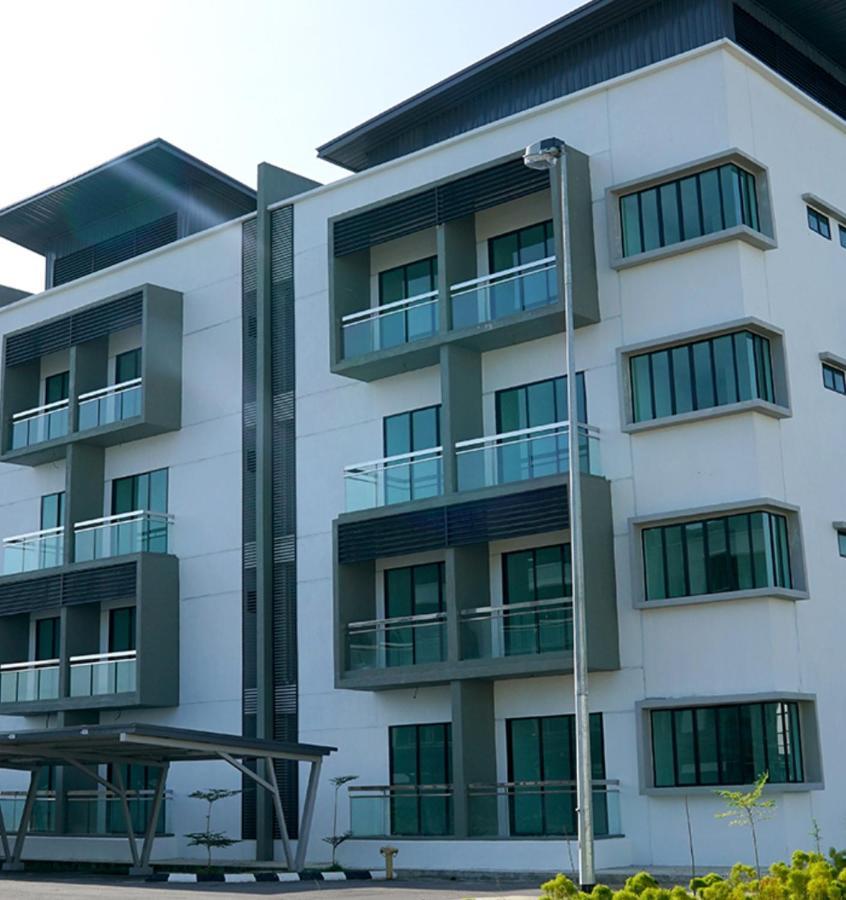 Faiz Homestay Kuching Extérieur photo